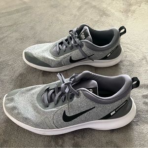 Nike Flex Experience 8 sneakers, men’s size 8.5, grey, used, great shape, clean